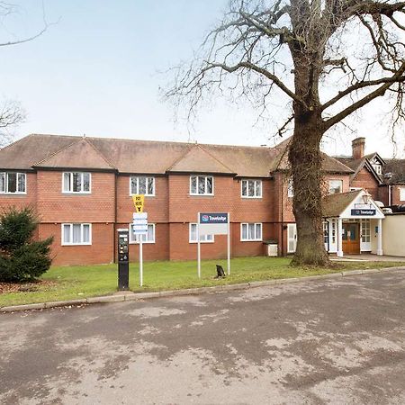 Travelodge Walton On Thames 外观 照片