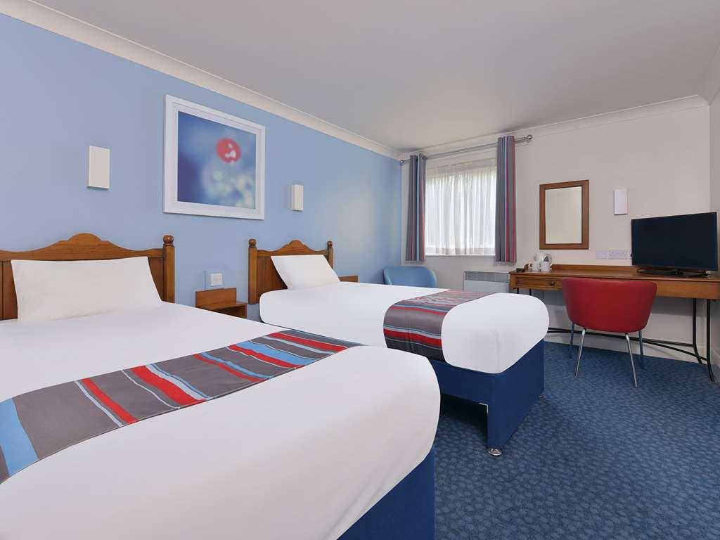 Travelodge Walton On Thames 客房 照片