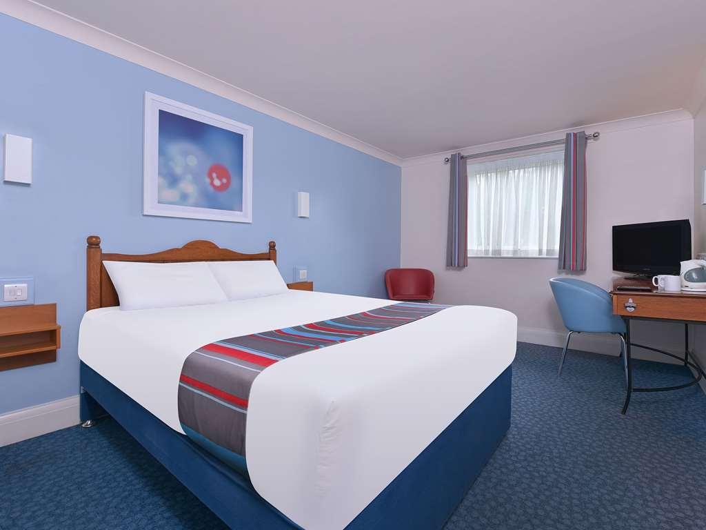 Travelodge Walton On Thames 客房 照片