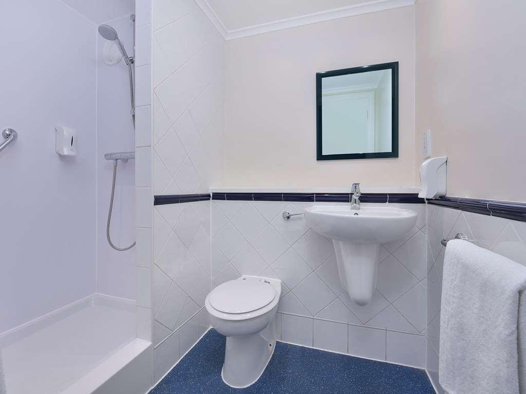 Travelodge Walton On Thames 客房 照片