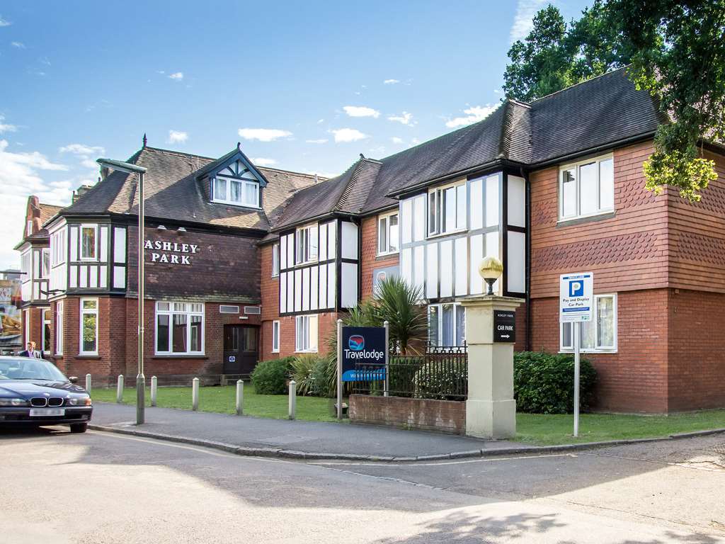 Travelodge Walton On Thames 外观 照片