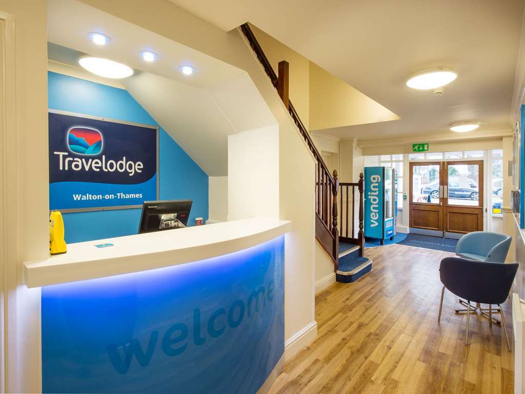Travelodge Walton On Thames 内观 照片