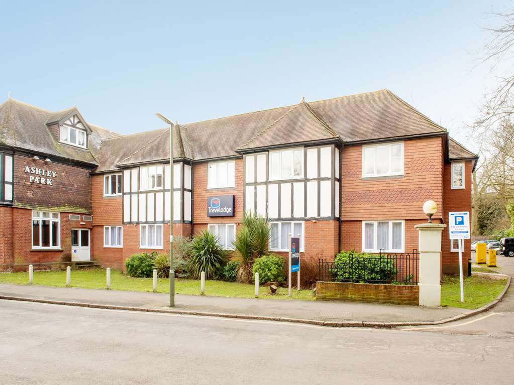 Travelodge Walton On Thames 外观 照片