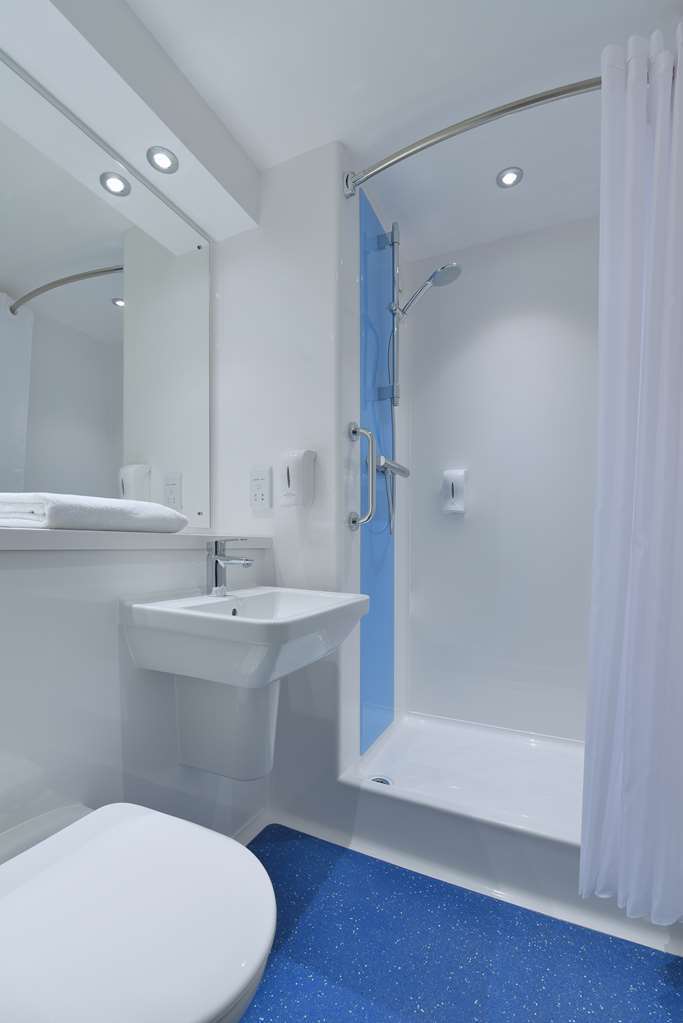 Travelodge Walton On Thames 客房 照片