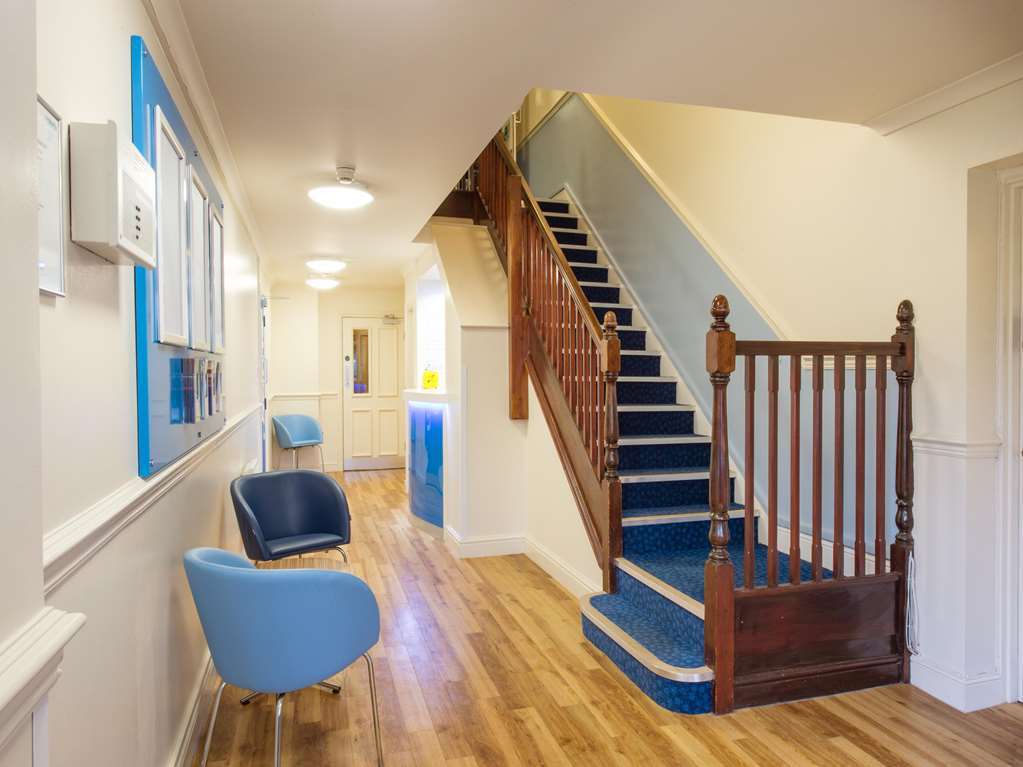Travelodge Walton On Thames 内观 照片